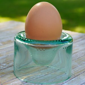 Eierbecher aus Glas